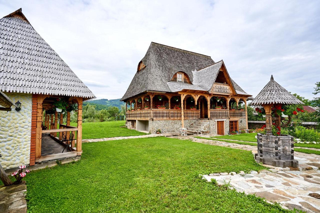 Готель Casa Chira Вишово-Вижнє Екстер'єр фото